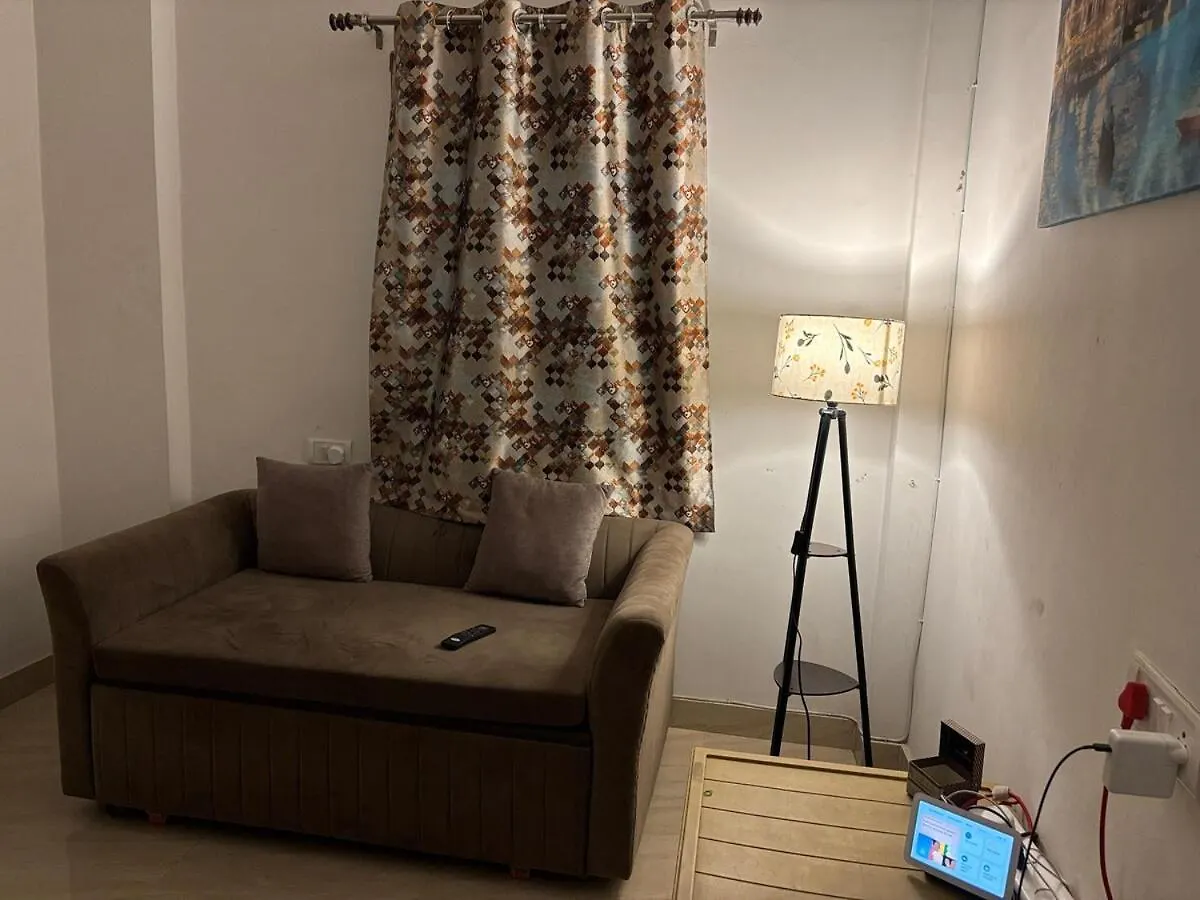 2 Bhk Apartment 3 Beds Privatefloor& Huge Balcony 바라나시 0*,