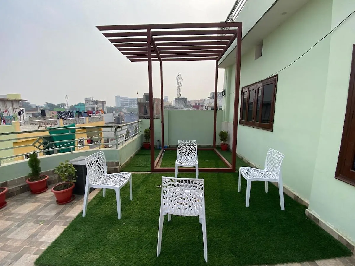 2 Bhk Apartment 3 Beds Privatefloor& Huge Balcony 바라나시